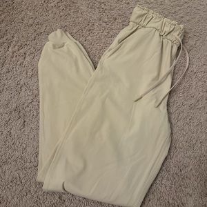Lululemon joggers